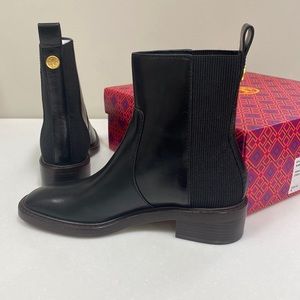 Tory Burch Chelsea Boot size 7.5.